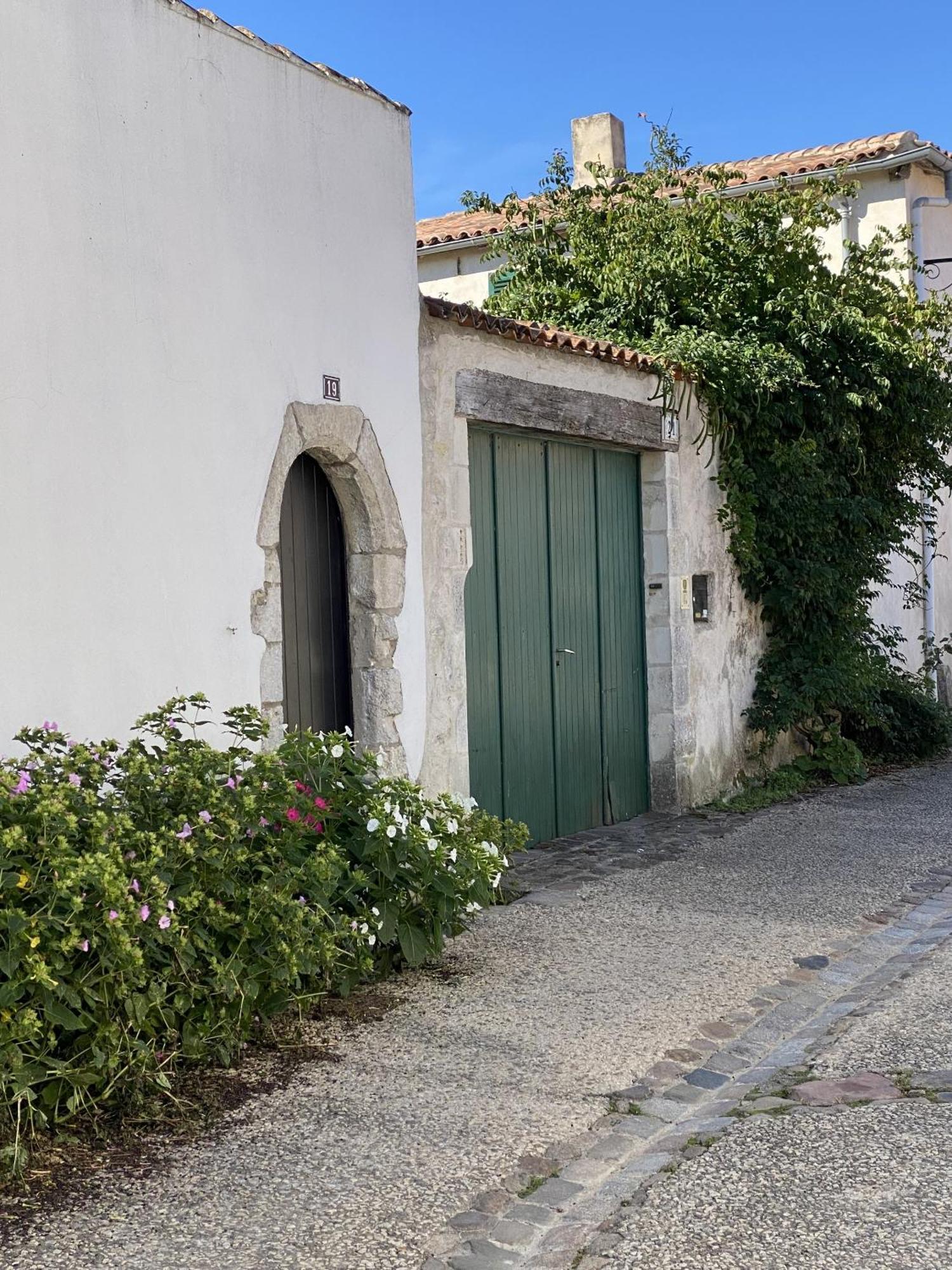 Les Remparts Apartment Saint-Martin-de-Ré Exterior foto